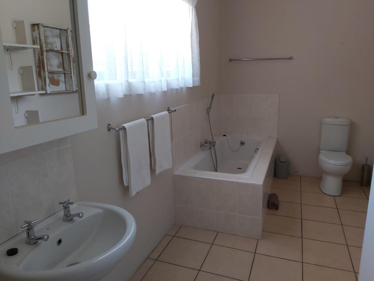 Вилла Mosselbos Self Catering Great Brak River Экстерьер фото